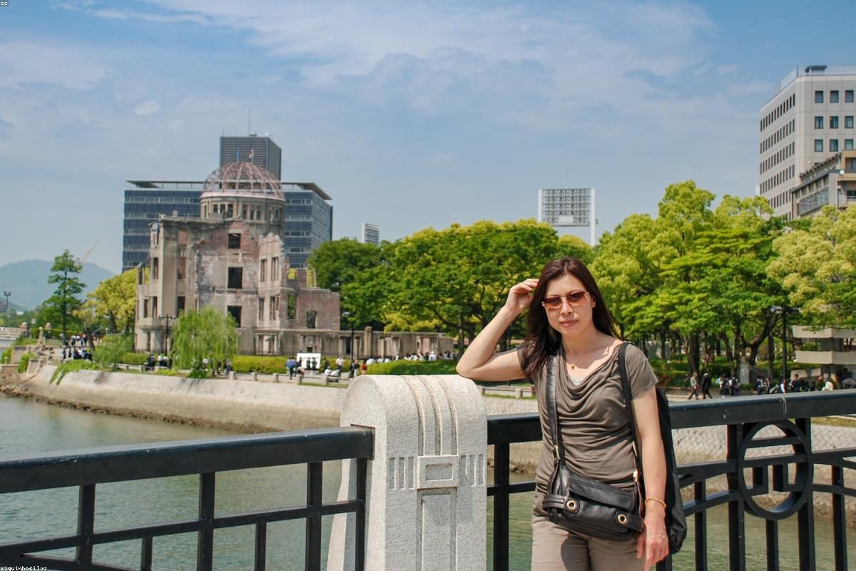 Hiroshima In-Depth Travel Guide: Island and Clock Activities + FAQ