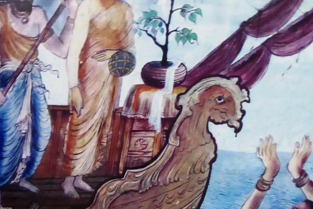 Anuradhapura In-depth Travel Guide: Tower and Lake Activities + FAQ