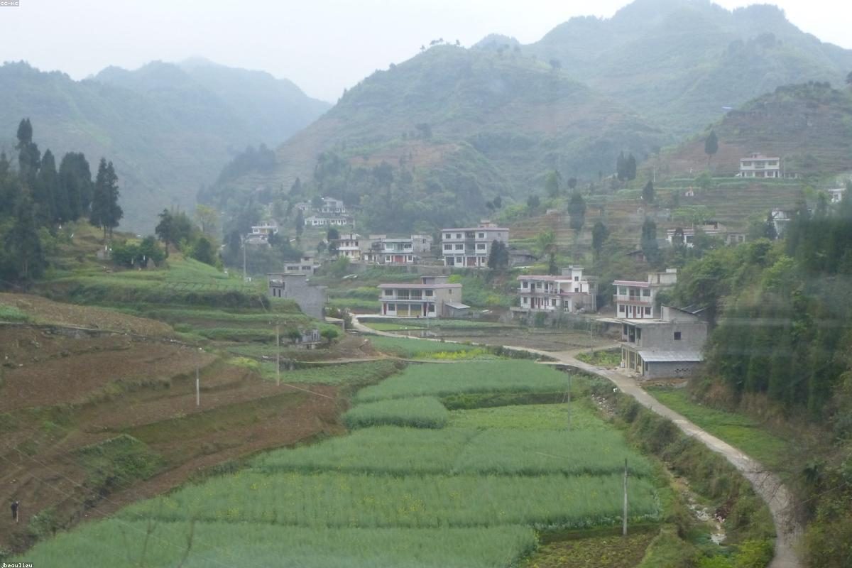 遵义深度旅行全攻略：楼与洞玩法+FAQ