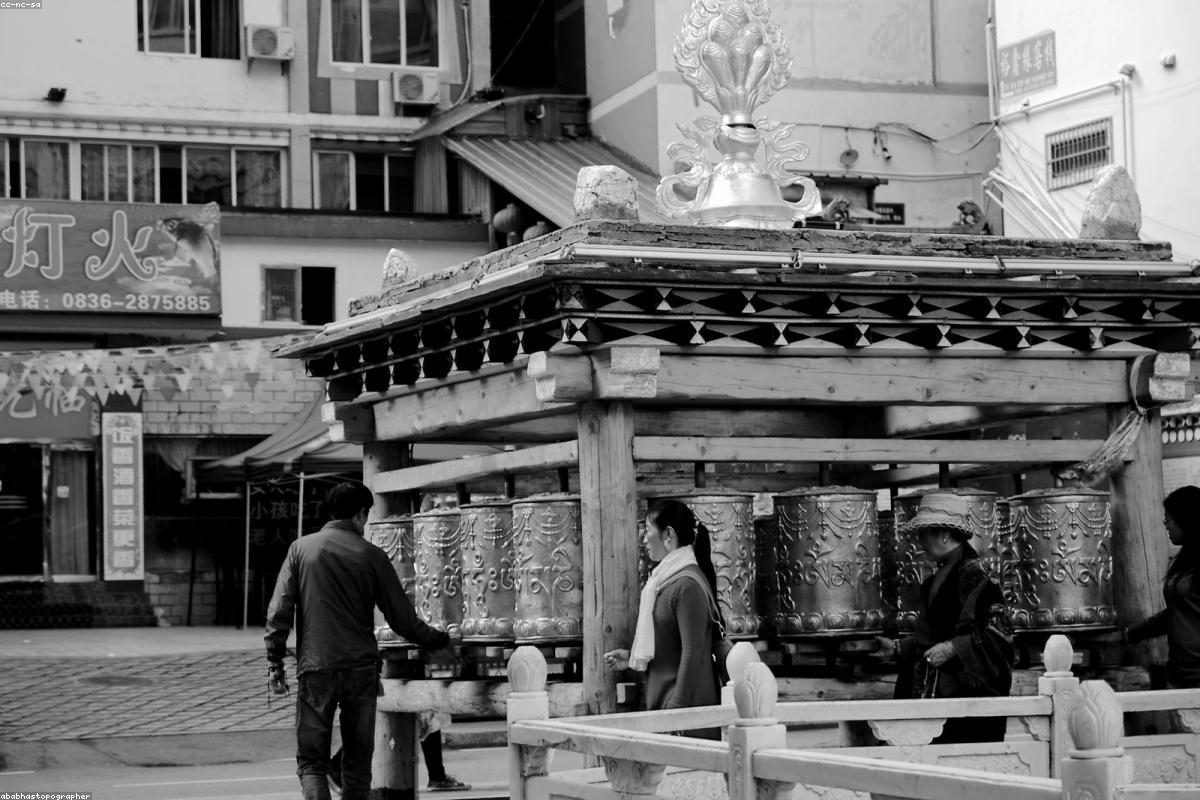 康定深度旅行全攻略：城与山玩法+FAQ