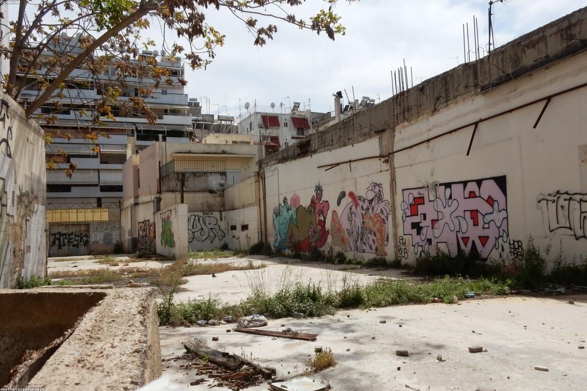 Athens In-Depth Travel Guide: Acropolis and Sea Activities + FAQ