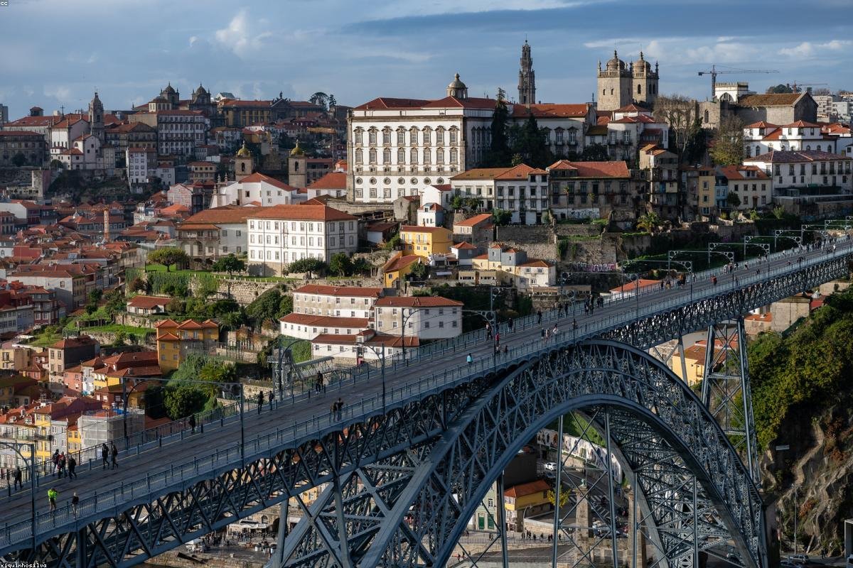 Porto Louis I Bridge