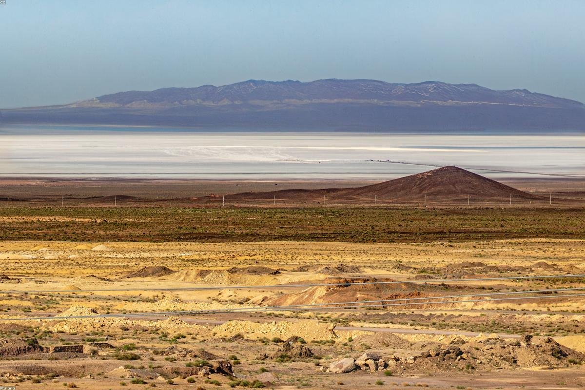 Chaka Salt Lake, salt lake