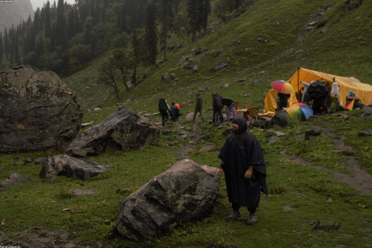 Nepal Annapurna Snow Mountain trekking route