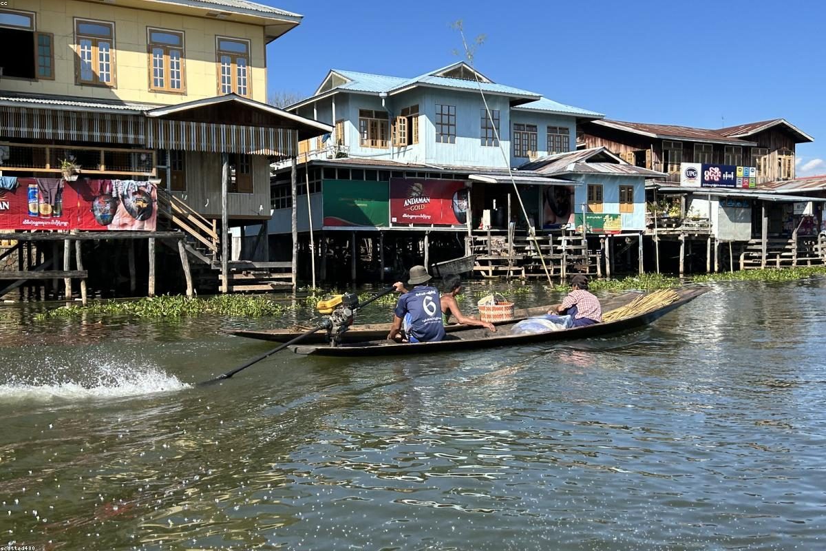 Inlai Lake In-depth Travel Complete Guide: Lake and Leg Activities + FAQ