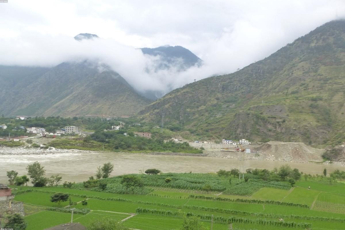 康定深度旅行全攻略：城与山玩法+FAQ
