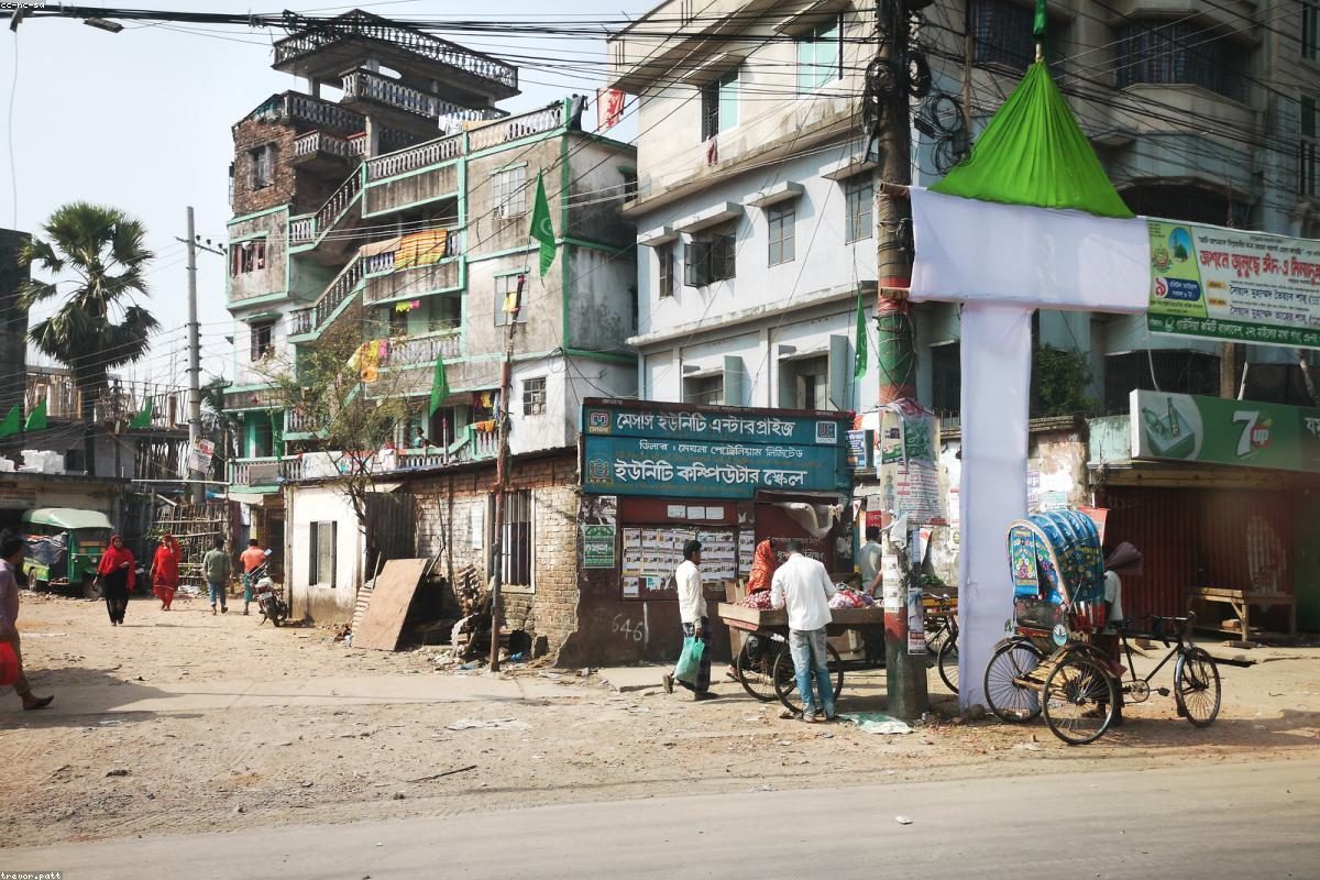 Chittagong In-depth Travel Guide: Mountain and Temple Activities + FAQ