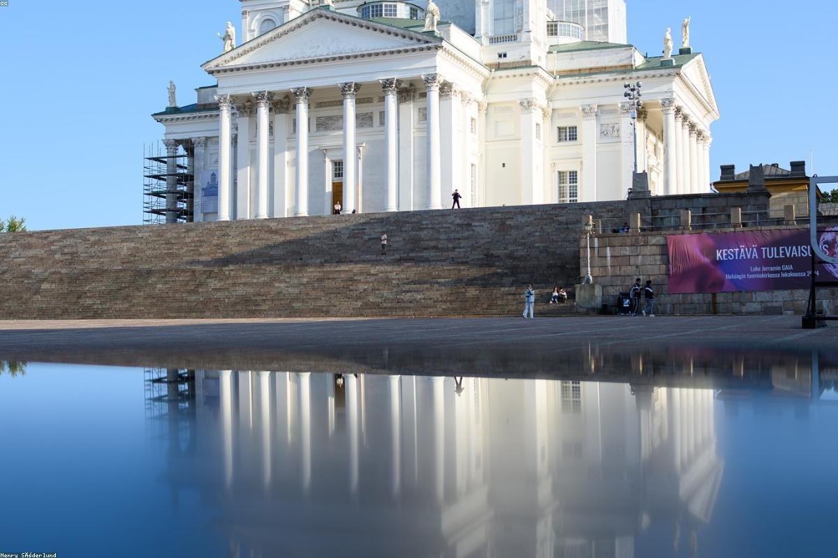Helsinki's White Chapel and the harbor